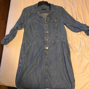 Very good condition but it doesn’t fit. Tommy Hilfiger